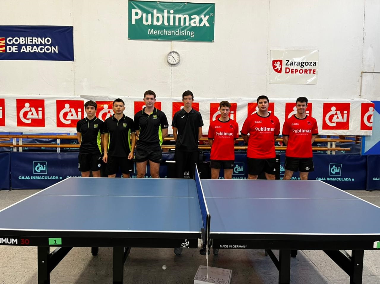 Triunfos de Oberena y Club Natación Pamplona